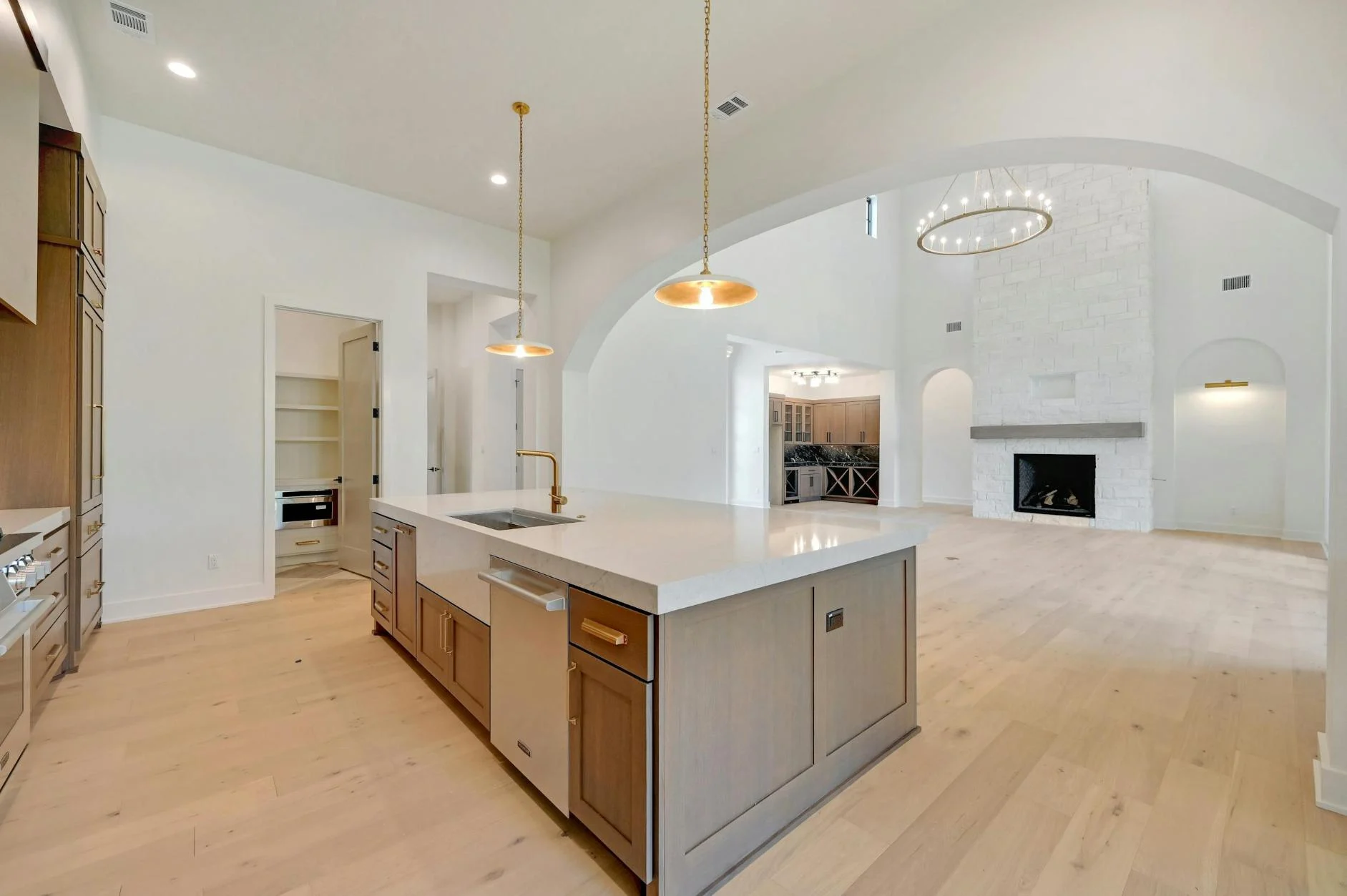 Florentine custom home by Modern Homestead in Horseshoe Bay, Texas — photo 20