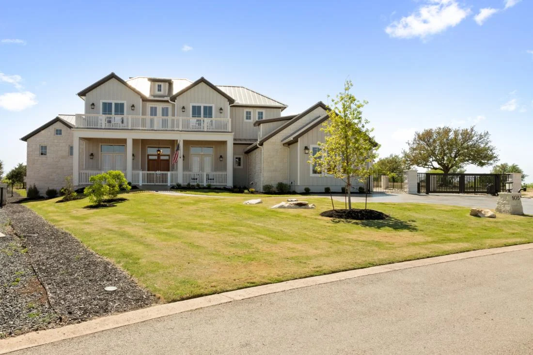Meadow Beauty B custom home by Modern Homestead in Horseshoe Bay, Texas — photo 2