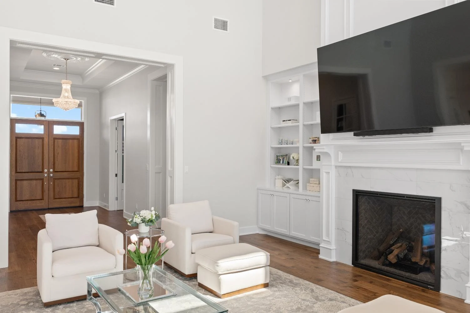 Meadow Beauty B custom home by Modern Homestead in Horseshoe Bay, Texas — photo 9