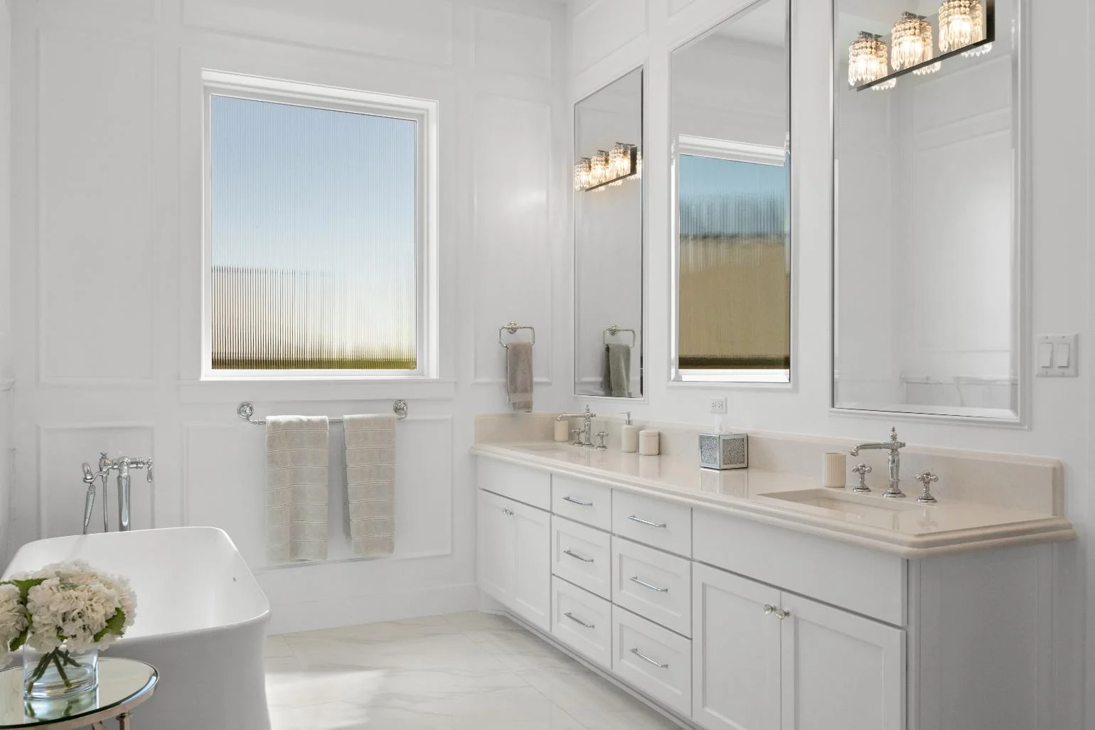 Meadow Beauty B custom home by Modern Homestead in Horseshoe Bay, Texas — photo 38