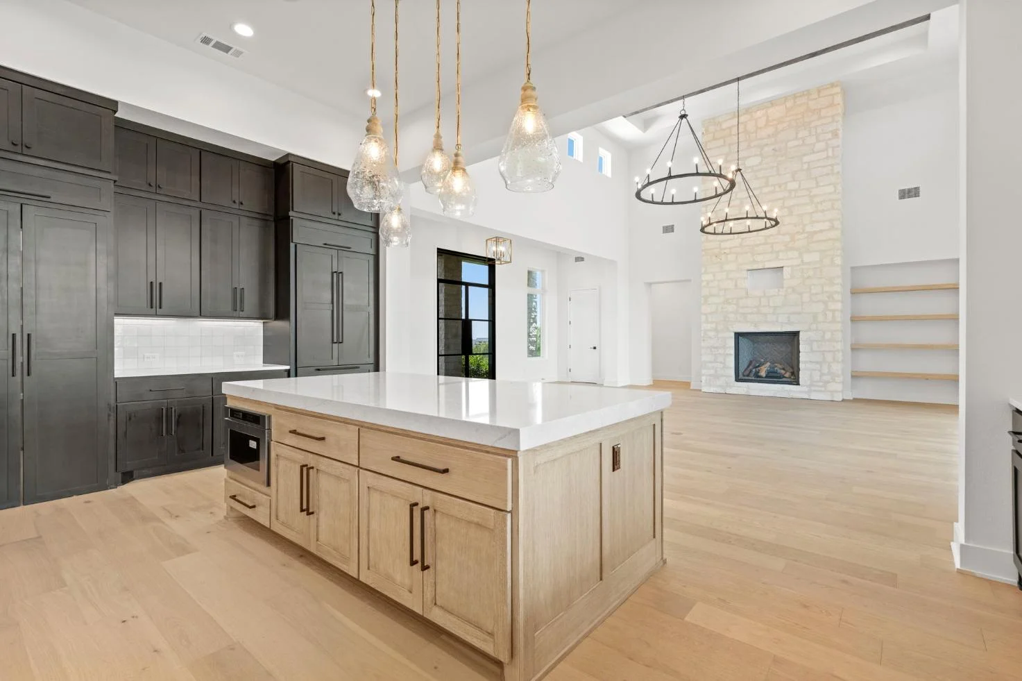 Meadow Beauty C custom home by Modern Homestead in Horseshoe Bay, Texas — photo 16