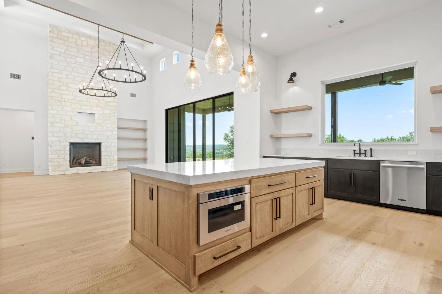 Meadow Beauty C custom home by Modern Homestead in Horseshoe Bay, Texas — photo 20