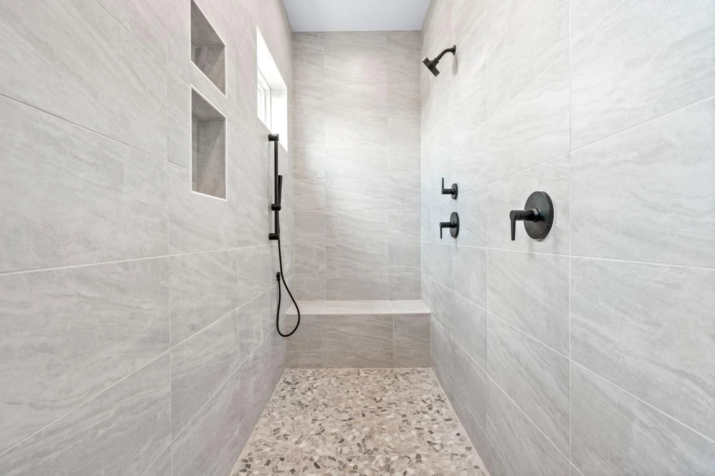 Meadow Beauty C custom home by Modern Homestead in Horseshoe Bay, Texas — photo 56