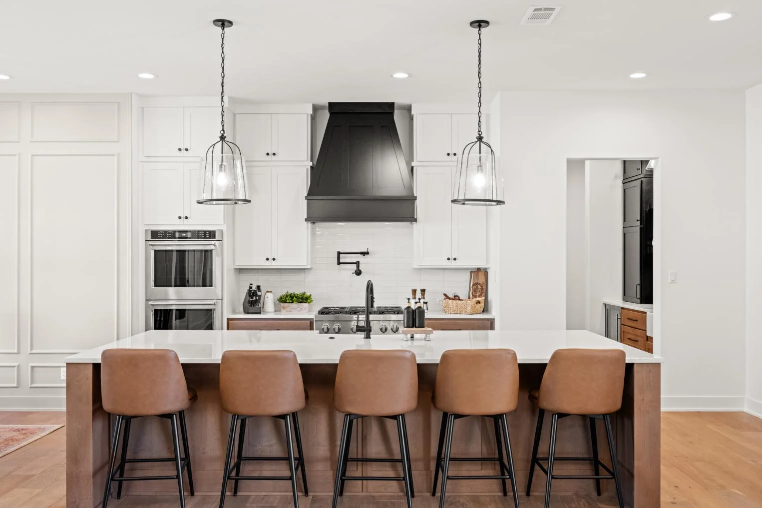 Paintbrush custom home by Modern Homestead in Horseshoe Bay, Texas — photo 10