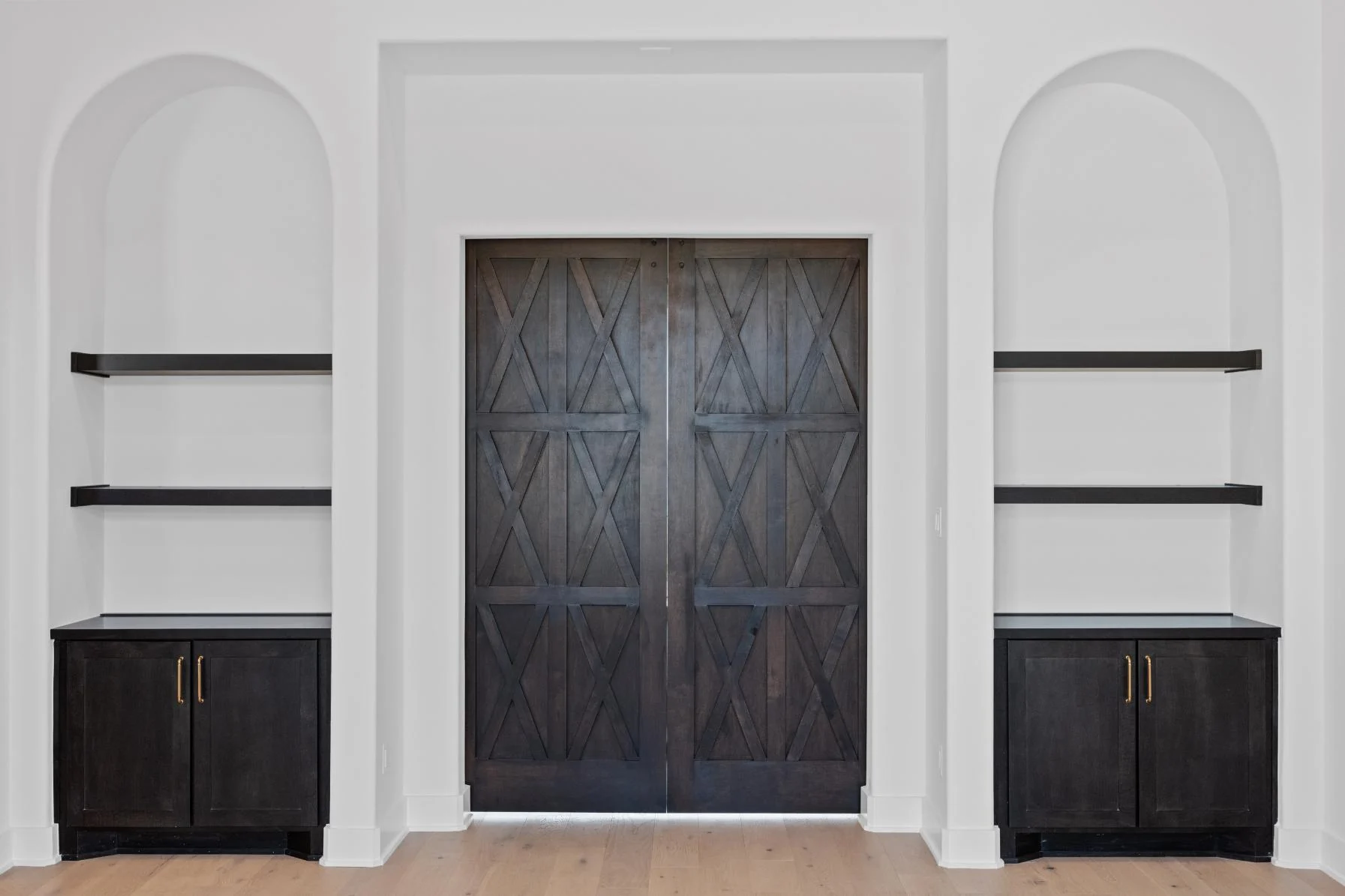 Passion Flower B custom home by Modern Homestead in Horseshoe Bay, Texas — photo 15