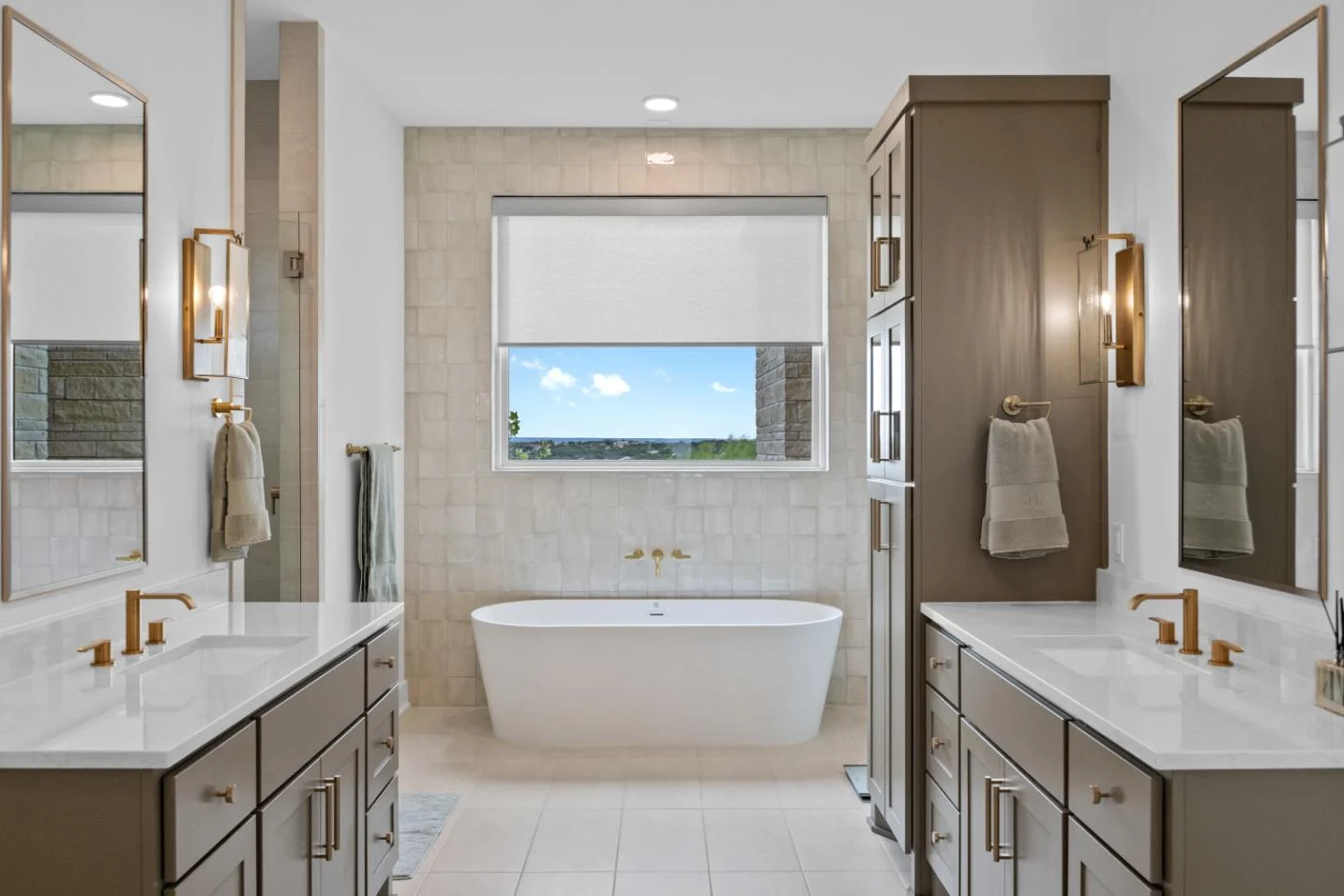 Passion Flower C custom home by Modern Homestead in Horseshoe Bay, Texas — photo 30